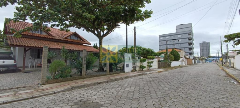Imagem Casa com 5 Quartos à Venda, 120 m² em Vila Nova - Porto Belo Imagem Casa com 5 Quartos à Venda, 120 m² em Vila Nova - Porto Belo