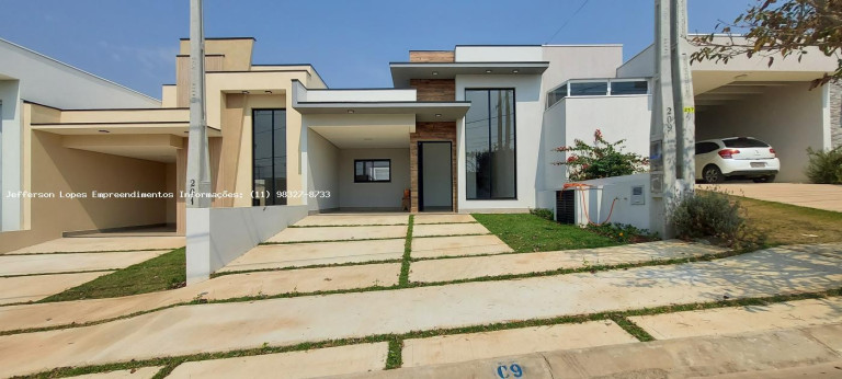 Casa com 3 Quartos à Venda, 105 m² em Village Moutonnée - Salto