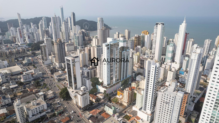 Imagem Apartamento com 4 Quartos à Venda, 173 m² em Centro - Balneário Camboriú Imagem Apartamento com 4 Quartos à Venda, 173 m² em Centro - Balneário Camboriú