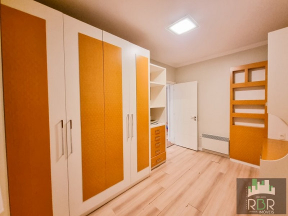 Imagem Casa com 3 Quartos à Venda, 178 m² em Caxias Do Sul Imagem Casa com 3 Quartos à Venda, 178 m² em Caxias Do Sul