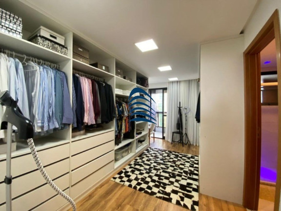 Imagem Imóvel com 4 Quartos à Venda, 330 m² em Barra - Salvador Imagem Imóvel com 4 Quartos à Venda, 330 m² em Barra - Salvador