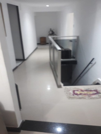 Imagem Casa com 5 Quartos à Venda, 220 m² em Santa Helena - Contagem Imagem Casa com 5 Quartos à Venda, 220 m² em Santa Helena - Contagem
