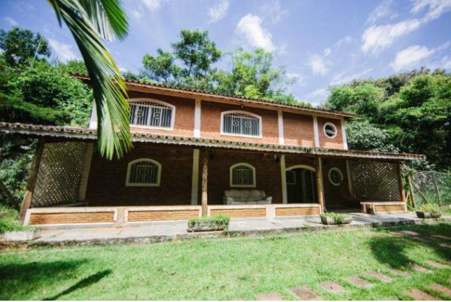 Imagem Chácara com 5 Quartos à Venda, 4 m² em Cachoeira Abaixo - Piracaia Imagem Chácara com 5 Quartos à Venda, 4 m² em Cachoeira Abaixo - Piracaia