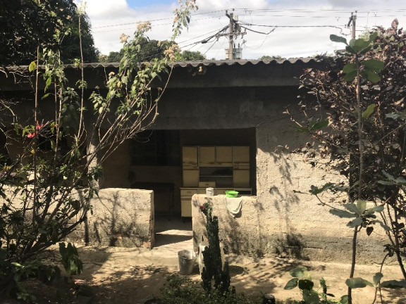 Imagem Casa com 2 Quartos à Venda, 360 m² em Saracuruna - Duque De Caxias