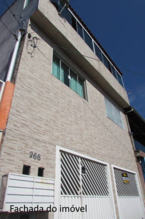Imagem Casa com 8 Quartos à Venda, 210 m² em Jardim Carapicuíba - Carapicuíba