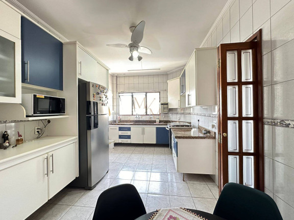 Imagem Apartamento com 3 Quartos à Venda, 140 m² em Campo Grande - Santos