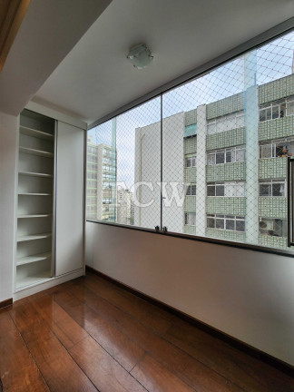 Imagem Apartamento com 3 Quartos à Venda, 130 m² em Jardim Paulista - São Paulo