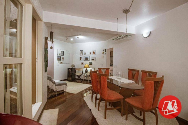 Imagem Casa com 3 Quartos à Venda, 306 m² em Santo Antônio - Porto Alegre Imagem Casa com 3 Quartos à Venda, 306 m² em Santo Antônio - Porto Alegre