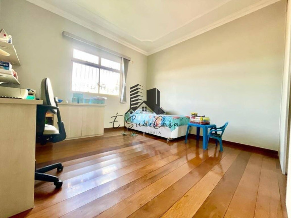Imagem Casa com 4 Quartos à Venda, 250 m² em Arvoredo - Contagem Imagem Casa com 4 Quartos à Venda, 250 m² em Arvoredo - Contagem