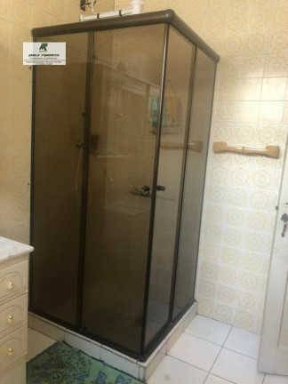 Imagem Casa com 3 Quartos à Venda, 333 m² em Gonzaga - Santos Imagem Casa com 3 Quartos à Venda, 333 m² em Gonzaga - Santos