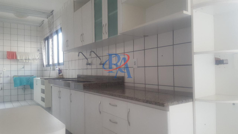 Imagem Apartamento com 3 Quartos à Venda, 126 m² em Varjota - Fortaleza Imagem Apartamento com 3 Quartos à Venda, 126 m² em Varjota - Fortaleza