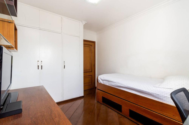 Imagem Imóvel com 3 Quartos à Venda, em Vila Mariana - São Paulo Imagem Imóvel com 3 Quartos à Venda, em Vila Mariana - São Paulo
