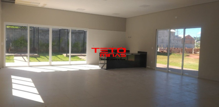 Imagem Terreno à Venda, 372 m² em Vale Dos Pinheiros - São Lourenço Imagem Terreno à Venda, 372 m² em Vale Dos Pinheiros - São Lourenço