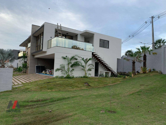 Imagem Casa com 4 Quartos à Venda, 600 m² em Centro - Eusébio Imagem Casa com 4 Quartos à Venda, 600 m² em Centro - Eusébio