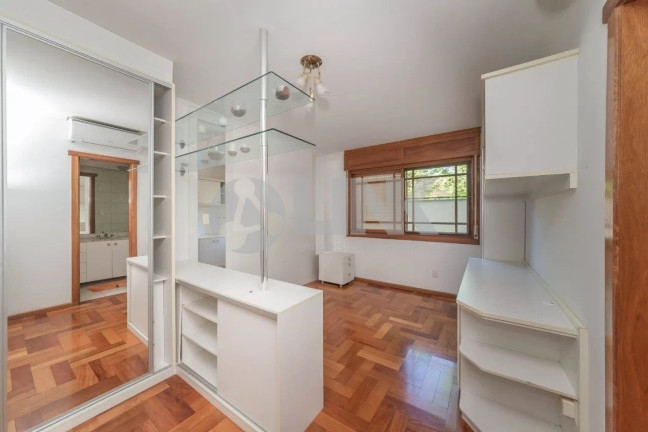 Imagem Apartamento com 3 Quartos à Venda, 261 m² em Menino Deus - Porto Alegre