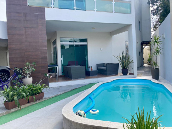 Imagem Casa com 9 Quartos à Venda, 340 m² em Limoeiro - Limoeiro Imagem Casa com 9 Quartos à Venda, 340 m² em Limoeiro - Limoeiro