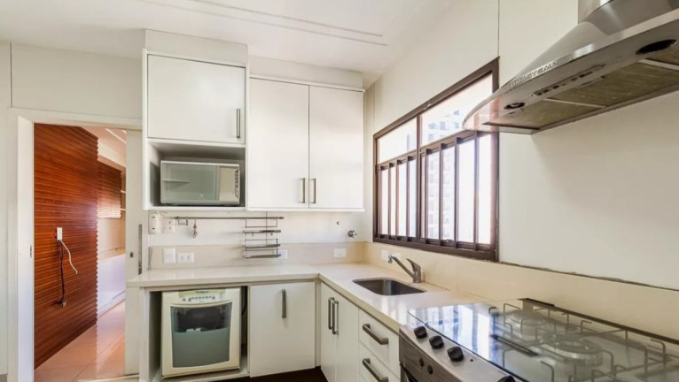 Imagem Imóvel com 3 Quartos à Venda, 228 m² em Moema - São Paulo