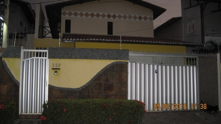 Casa com 4 Quartos à Venda, 216 m² em Capim Macio - Natal