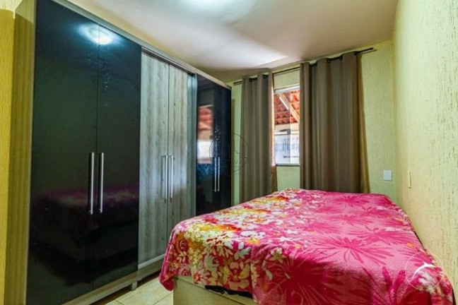 Imagem Casa com 5 Quartos à Venda, 265 m² em Samambaia Norte (samambaia) - Brasília Imagem Casa com 5 Quartos à Venda, 265 m² em Samambaia Norte (samambaia) - Brasília