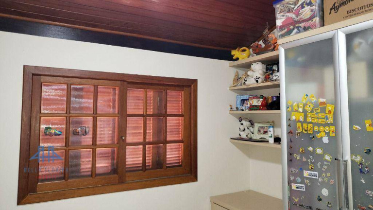 Imagem Casa com 3 Quartos à Venda, 243 m² em Córrego Grande - Florianópolis