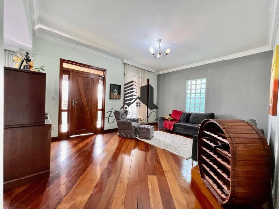 Imagem Casa com 3 Quartos à Venda, 360 m² em Três Barras - Contagem