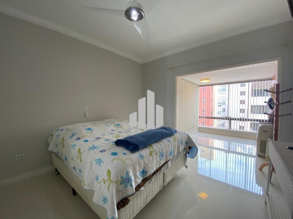 Imagem Apartamento com 3 Quartos à Venda, 180 m² em Praia Grande - Torres