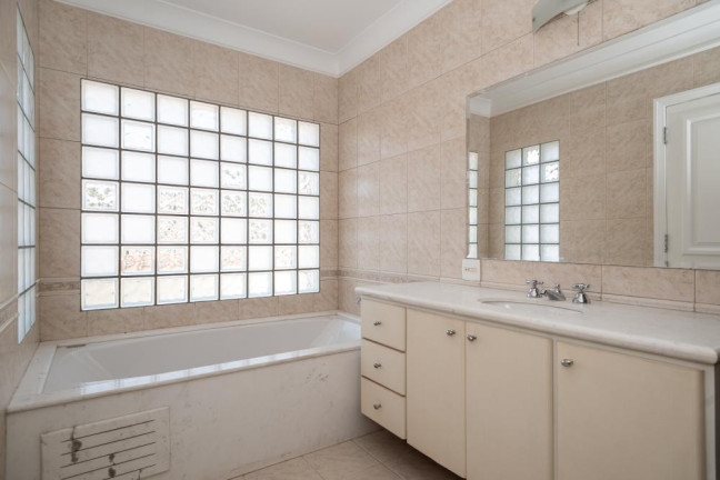 Casa com 3 Quartos à Venda, 259 m² em Morumbi - São Paulo