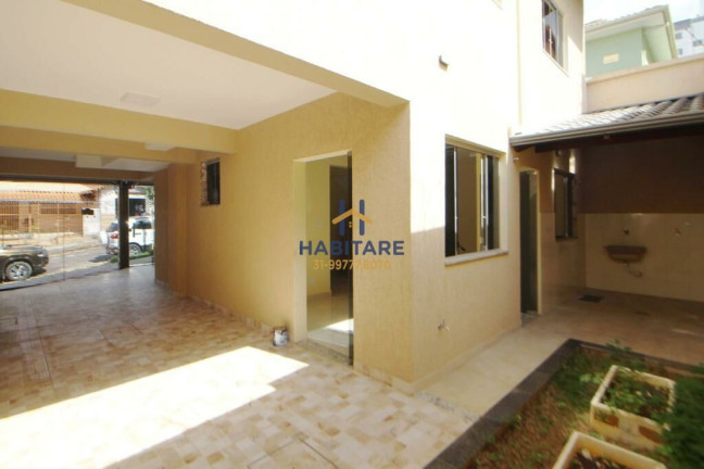 Imagem Casa com 3 Quartos à Venda, 184 m² em Diamante (barreiro) - Belo Horizonte Imagem Casa com 3 Quartos à Venda, 184 m² em Diamante (barreiro) - Belo Horizonte