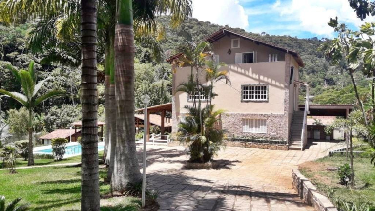 Imagem Casa com 5 Quartos à Venda, 500 m² em Pessegueiros - Teresópolis Imagem Casa com 5 Quartos à Venda, 500 m² em Pessegueiros - Teresópolis