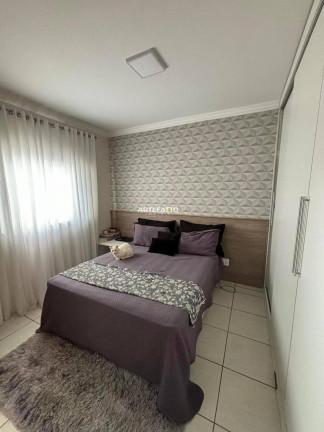 Imagem Casa com 3 Quartos à Venda, 180 m² Imagem Casa com 3 Quartos à Venda, 180 m²
