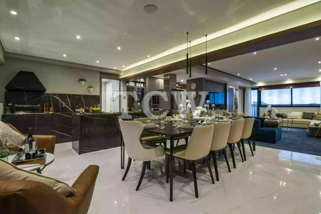 Apartamento com 3 Quartos à Venda, 163 m² em Moema - São Paulo
