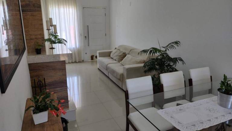 Imagem Casa com 2 Quartos à Venda, 112 m² em Cachoeira Do Bom Jesus - Florianópolis
