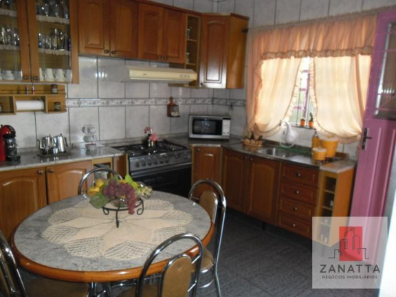 Imagem Casa com 3 Quartos à Venda, 270 m² em Santo Inácio - Esteio Imagem Casa com 3 Quartos à Venda, 270 m² em Santo Inácio - Esteio
