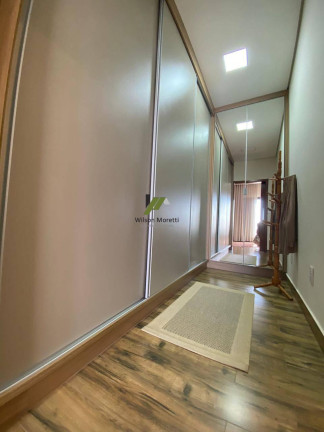 Imagem Casa de Condomínio com 3 Quartos à Venda, 258 m²