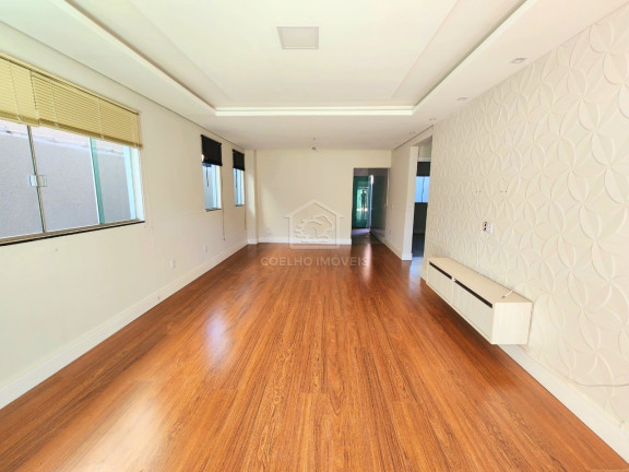 Imagem Casa com 4 Quartos à Venda, 200 m² em Arniqueira - águas Claras