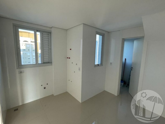 Imagem Cobertura com 3 Quartos à Venda, 330 m² em Centro - Balneário Camboriú Imagem Cobertura com 3 Quartos à Venda, 330 m² em Centro - Balneário Camboriú