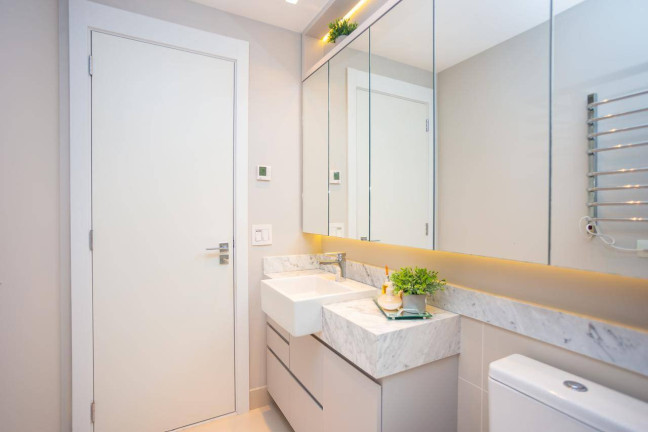 Imagem Apartamento com 2 Quartos à Venda, 91 m² em água Verde - Curitiba Imagem Apartamento com 2 Quartos à Venda, 91 m² em água Verde - Curitiba