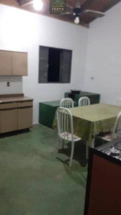 Imagem Casa com 3 Quartos à Venda, 3.000 m² Imagem Casa com 3 Quartos à Venda, 3.000 m²