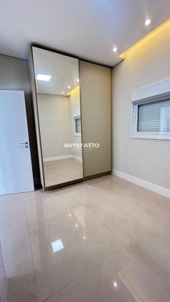 Imagem Imóvel com 4 Quartos à Venda, 470 m² Imagem Imóvel com 4 Quartos à Venda, 470 m²