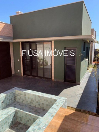 Imagem Casa com 3 Quartos à Venda, em Vila Do Golf - Ribeirão Preto Imagem Casa com 3 Quartos à Venda, em Vila Do Golf - Ribeirão Preto