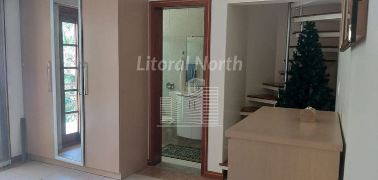 Imagem Casa com 4 Quartos à Venda, 351 m² em Taquaras - Balneário Camboriú Imagem Casa com 4 Quartos à Venda, 351 m² em Taquaras - Balneário Camboriú