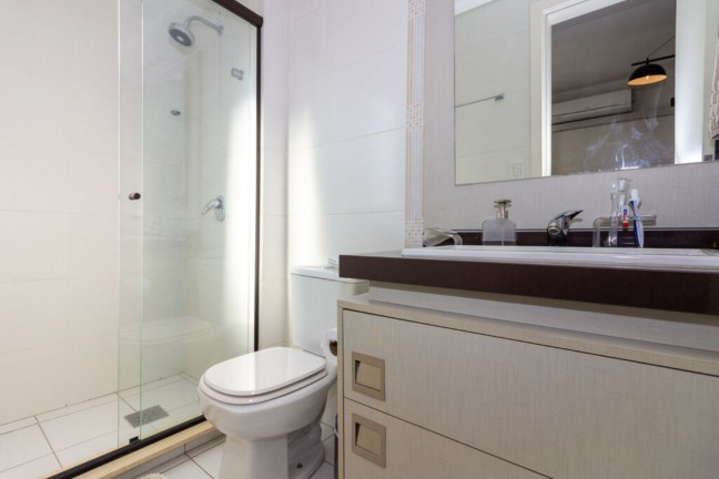 Imagem Imóvel com 2 Quartos à Venda, 85 m² em Auxiliadora - Porto Alegre Imagem Imóvel com 2 Quartos à Venda, 85 m² em Auxiliadora - Porto Alegre