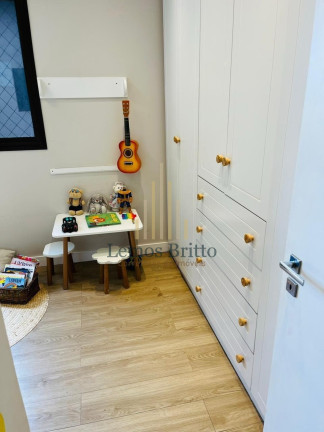 Imagem Imóvel com 3 Quartos à Venda, 110 m² em Pituba - Salvador Imagem Imóvel com 3 Quartos à Venda, 110 m² em Pituba - Salvador