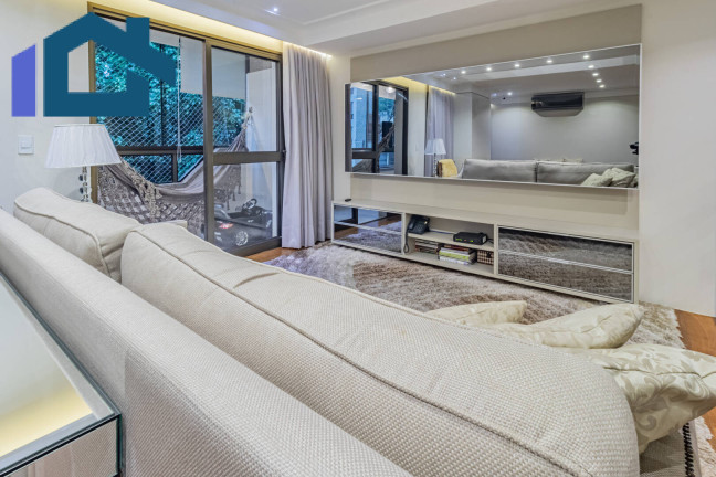 Imagem Cobertura com 3 Quartos à Venda, 287 m² em Bela Vista - Porto Alegre