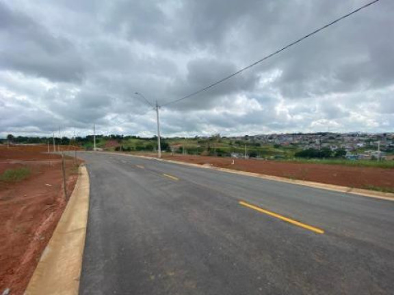 Imagem Terreno à Venda, 301 m² em Portão - Arujá