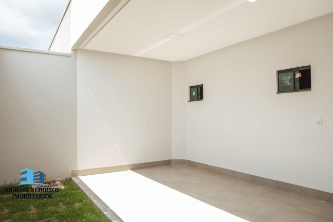 Imagem Casa com 3 Quartos à Venda, 127 m² em Goiânia
