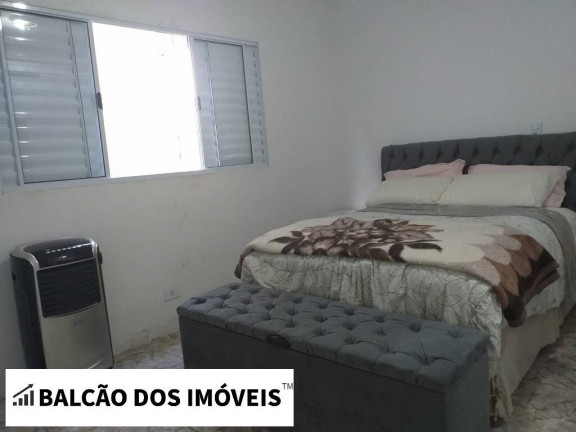 Imagem Casa com 4 Quartos à Venda, 240 m² em São Paulo Imagem Casa com 4 Quartos à Venda, 240 m² em São Paulo