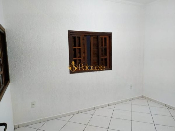Imagem Casa com 2 Quartos à Venda, 100 m² em Mombaça - Pindamonhangaba Imagem Casa com 2 Quartos à Venda, 100 m² em Mombaça - Pindamonhangaba