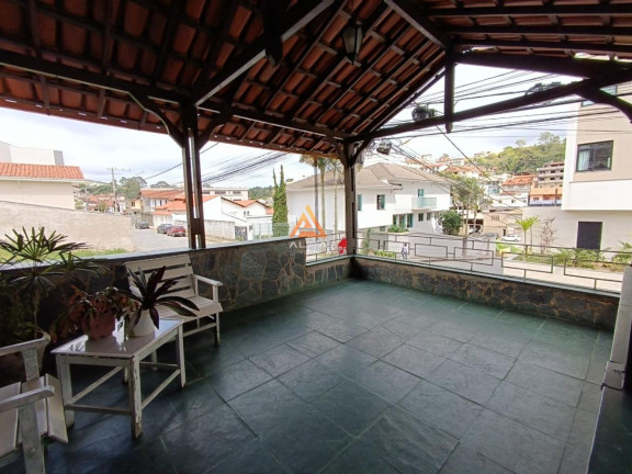 Imagem Casa com 3 Quartos à Venda, 161 m² Imagem Casa com 3 Quartos à Venda, 161 m²