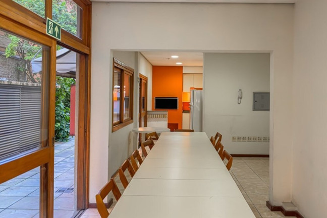 Imagem Imóvel com 3 Quartos à Venda, 121 m² em Auxiliadora - Porto Alegre Imagem Imóvel com 3 Quartos à Venda, 121 m² em Auxiliadora - Porto Alegre